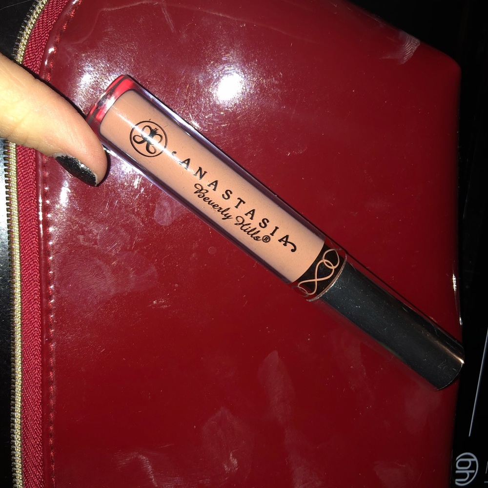 abh matte liquid lipstick